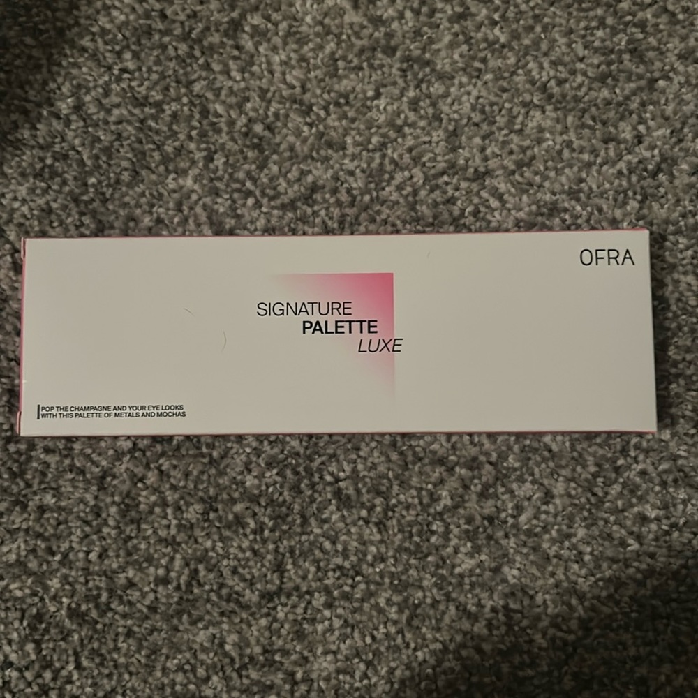 NIB Ofra Signature Palette Luxe